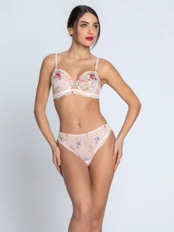 Soutien-gorge armature
