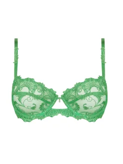 Soutien-gorge corbeille