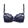 Soutien-gorge corbeille