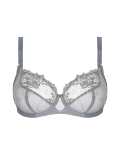 Soutien-gorge corbeille