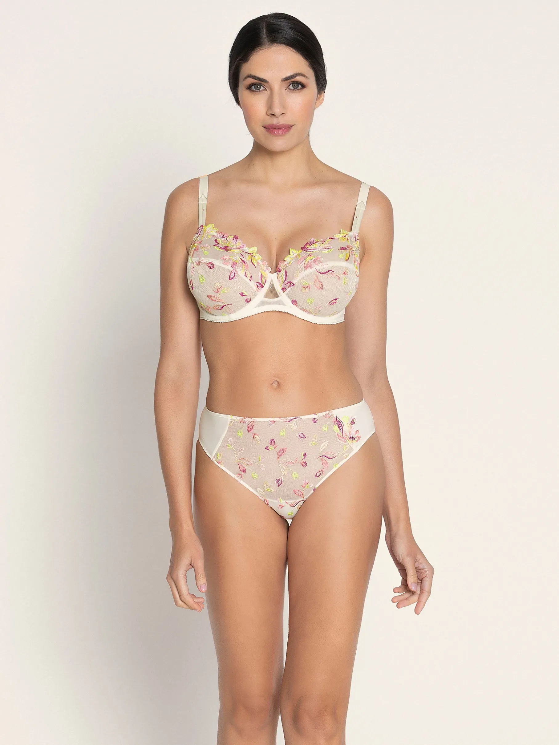 Soutien-gorge corbeille