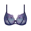 Soutien-gorge triangle