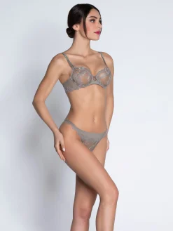 String sexy